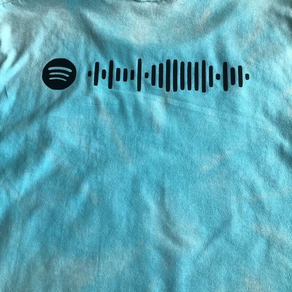 STFX Cropped Tee with Spotify Code - Picture 4 of 6